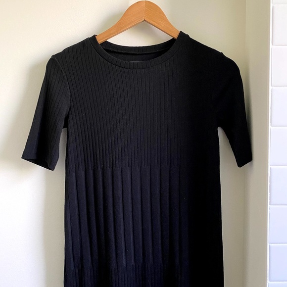 Zara Women Textured Dress in Black - Picture 3 of 8